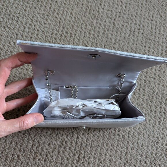 Short Silver Clutch with a Chain - Picture 11 of 15